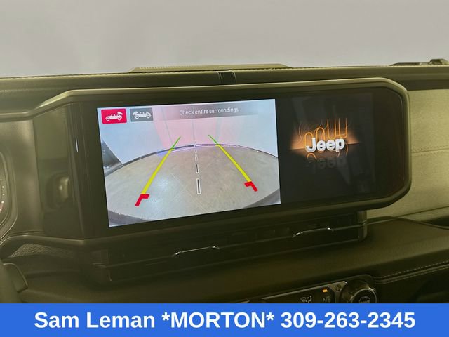 Used 2024 Jeep Wrangler Sahara w/ Technology Group image 14