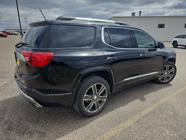 Used 2018 GMC Acadia Denali w/ Technology Package AWD/4WD image 5