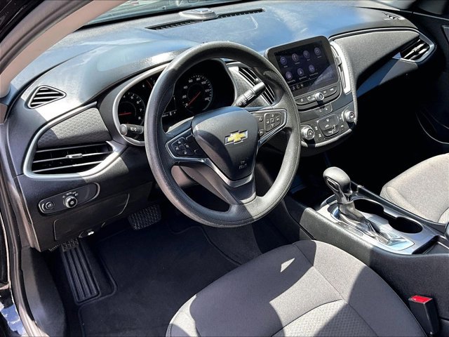 Used 2021 Chevrolet Malibu LS FWD image 14