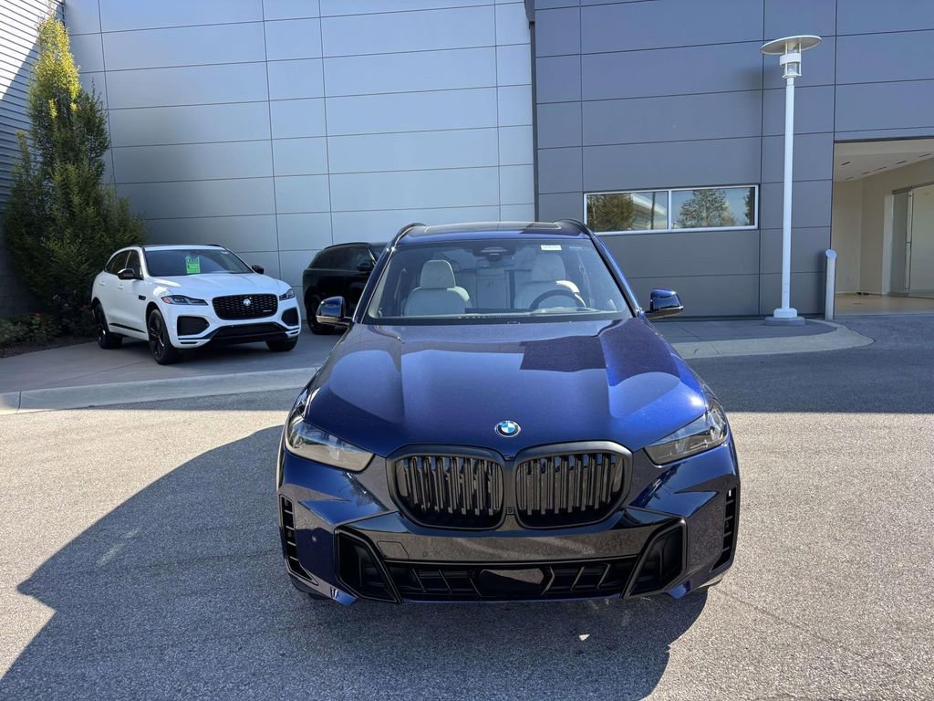 New 2026 BMW X5 xDrive40i w/ M Sport Package image 2