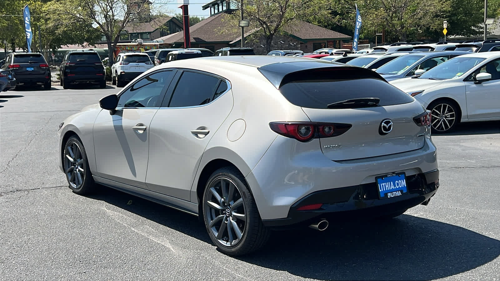 Used 2022 MAZDA MAZDA3 s FWD image 7