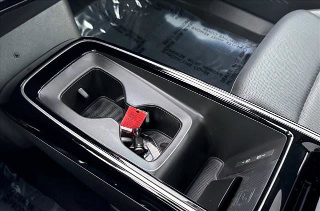 Used 2023 Volkswagen ID.4 Pro S Plus image 17