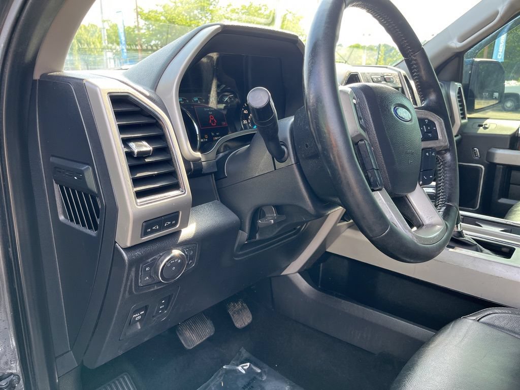 Used 2019 Ford F150 Lariat AWD/4WD image 13