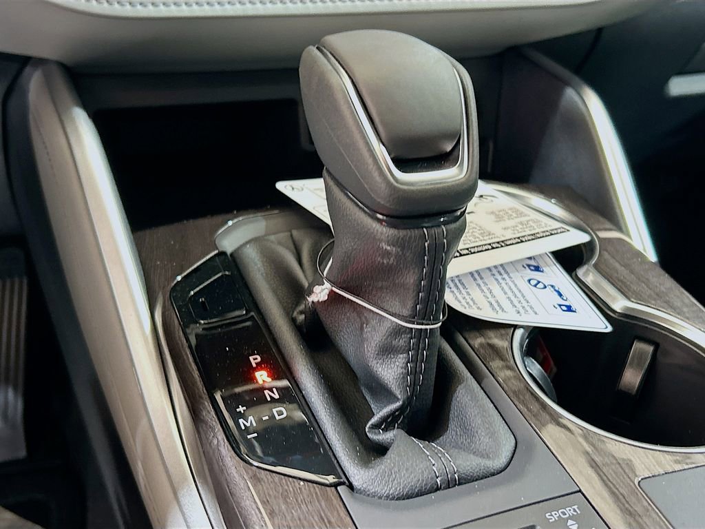New 2026 Toyota Highlander Limited AWD/4WD image 16