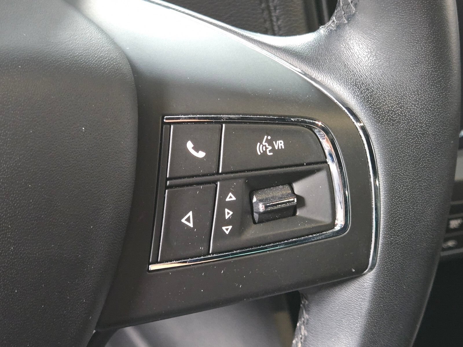 Used 2019 Maserati Levante AWD/4WD image 25