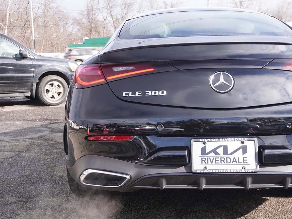 Used 2024 Mercedes-Benz CLE 300 4MATIC Coupe image 16