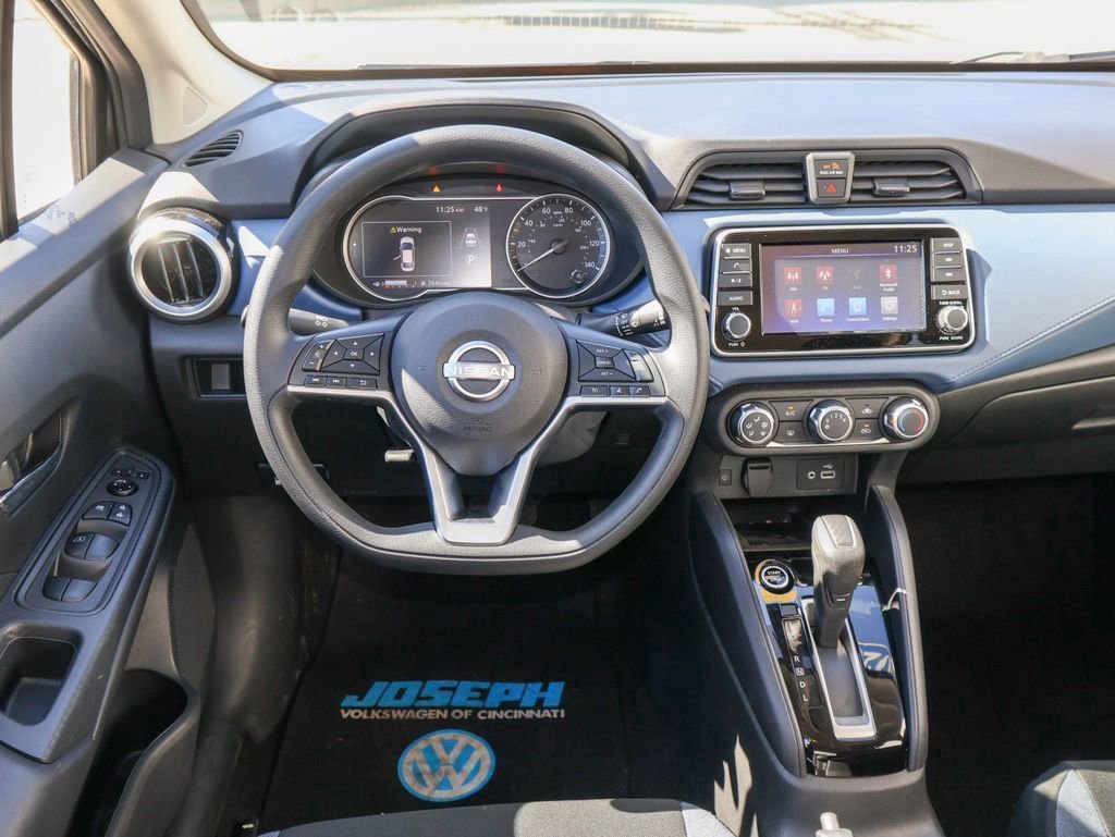 Used 2025 Nissan Versa SV image 15