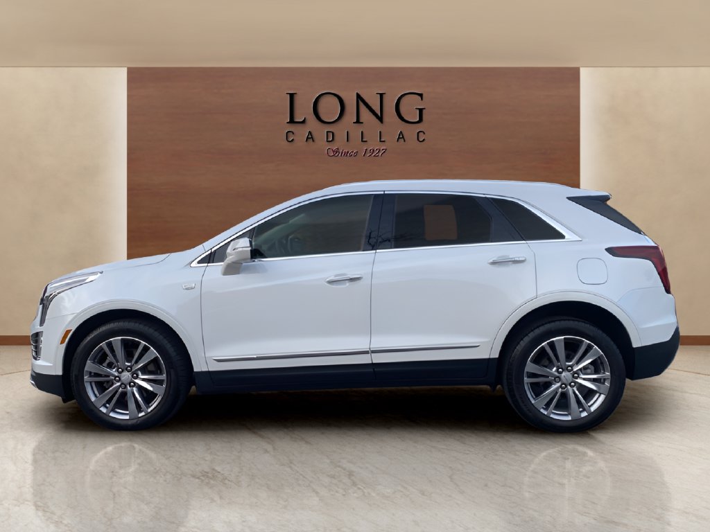 Certified 2024 Cadillac XT5 Premium Luxury AWD/4WD image 2