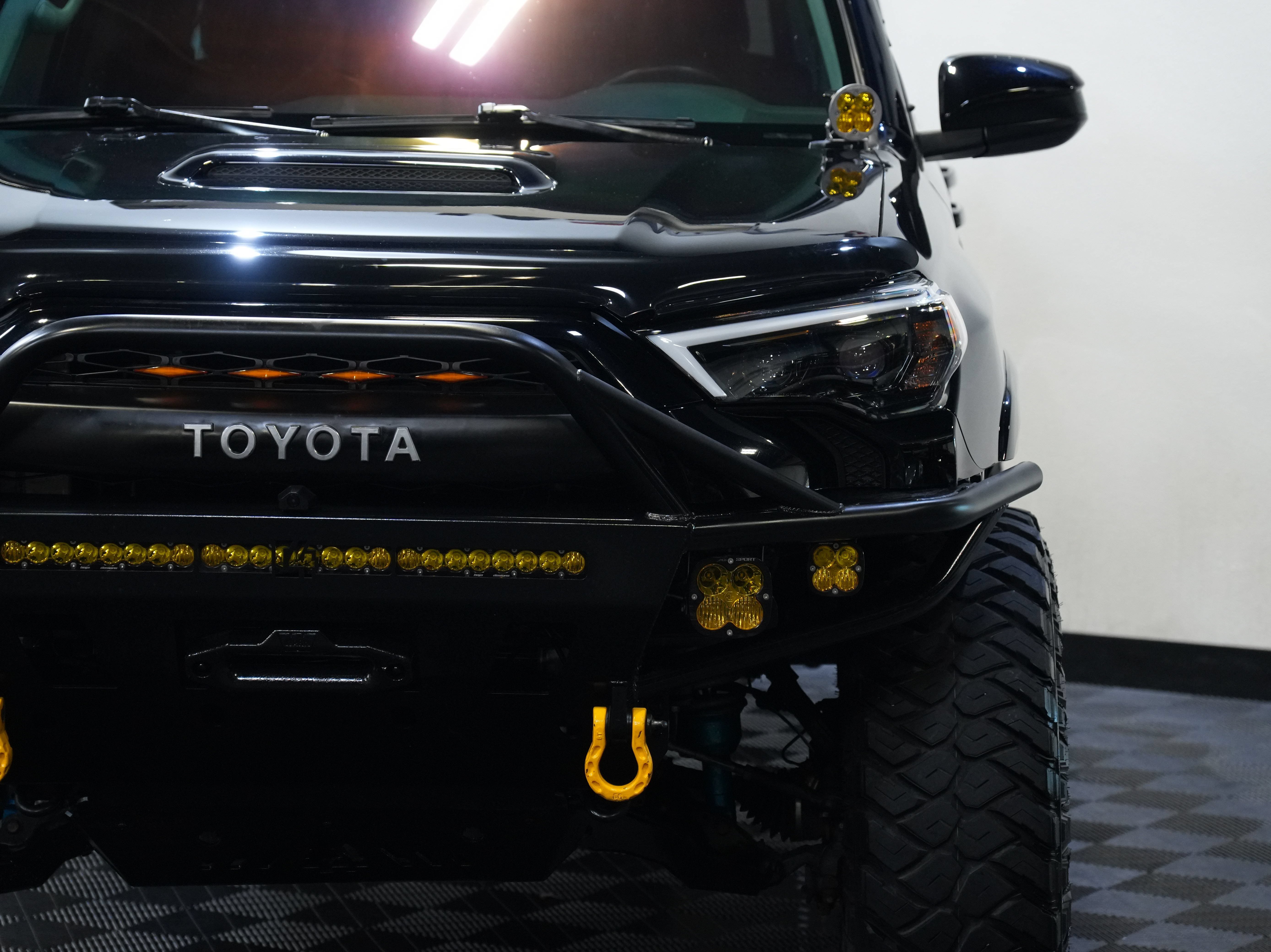 Used 2017 Toyota 4Runner TRD Off-Road AWD/4WD image 10