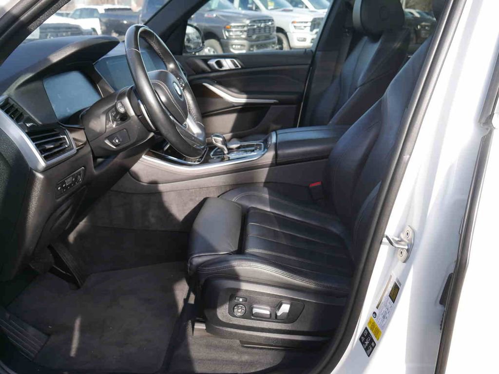 Used 2019 BMW X5 xDrive40i w/ Convenience Package image 28