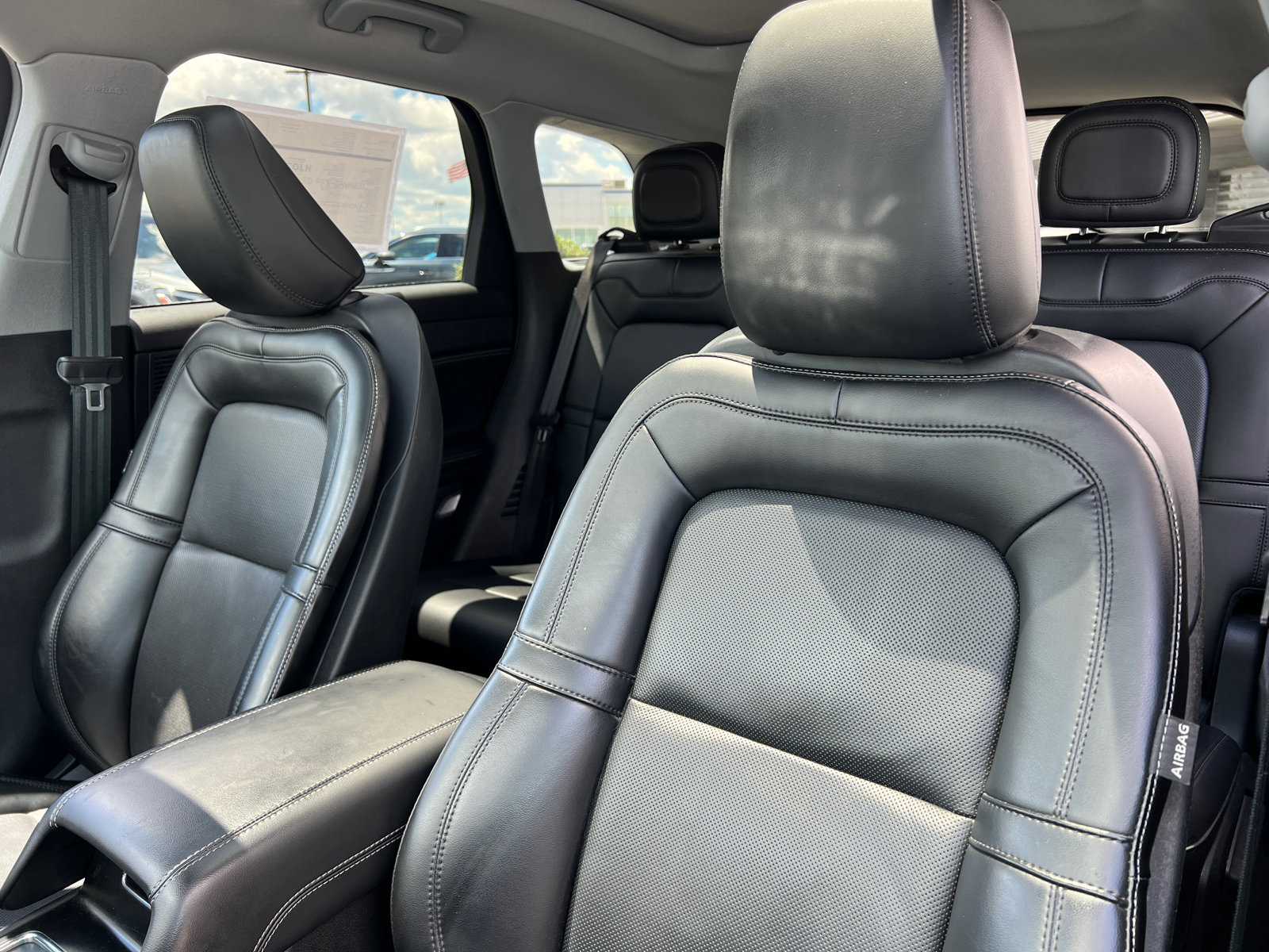 Certified 2022 Lincoln Corsair AWD w/ Premium Package image 24