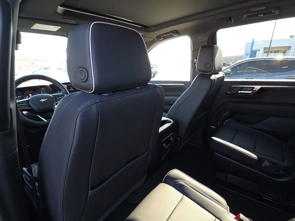 New 2026 Chevrolet Tahoe Premier w/ Sun And Tow Package AWD/4WD image 28
