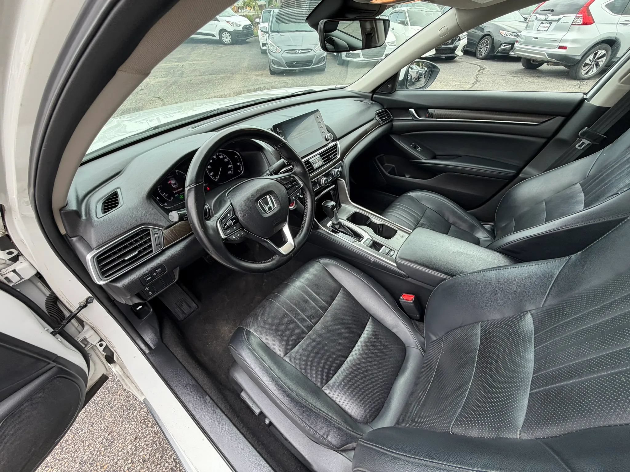 Used 2018 Honda Accord EX-L image 16
