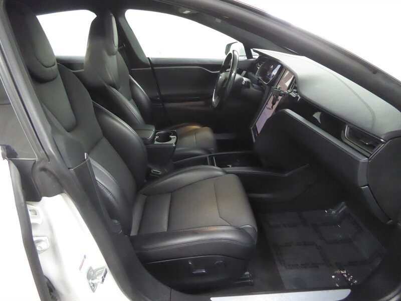 Used 2018 Tesla Model S 75D AWD/4WD image 24
