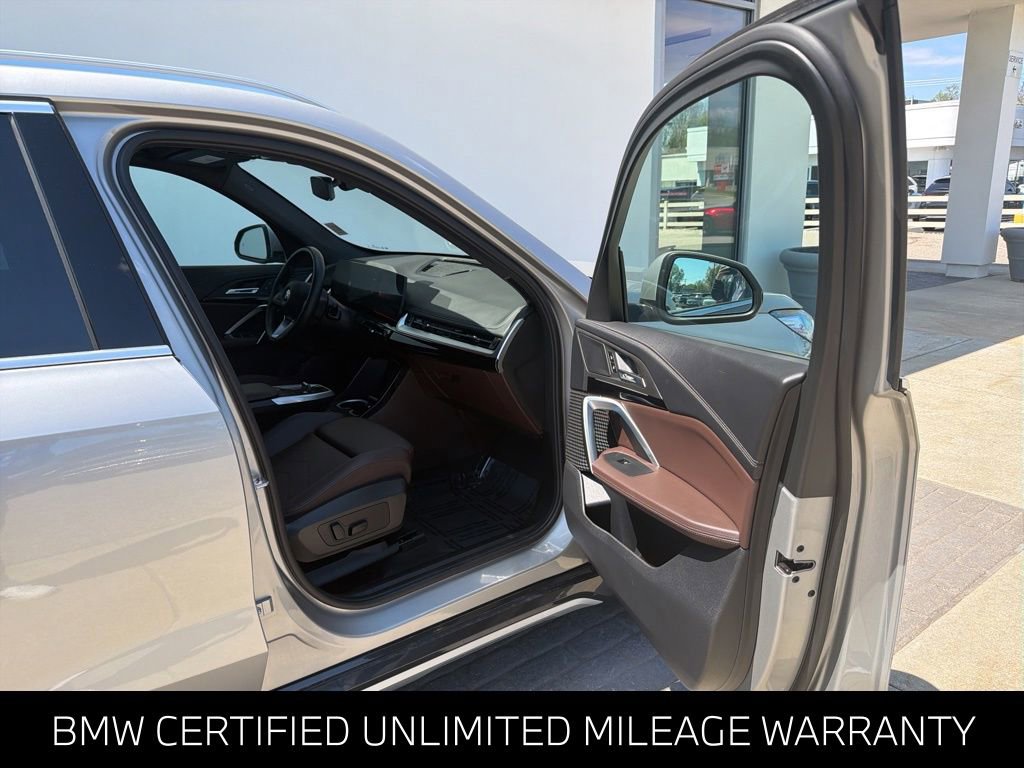 Certified 2025 BMW X1 xDrive28i AWD/4WD image 17