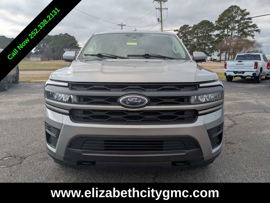Used 2023 Ford Expedition Max XLT image 9