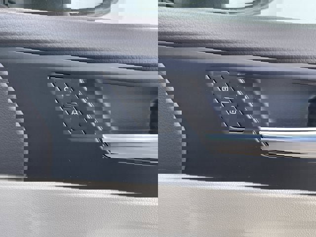 New 2025 Volkswagen Jetta SE image 29