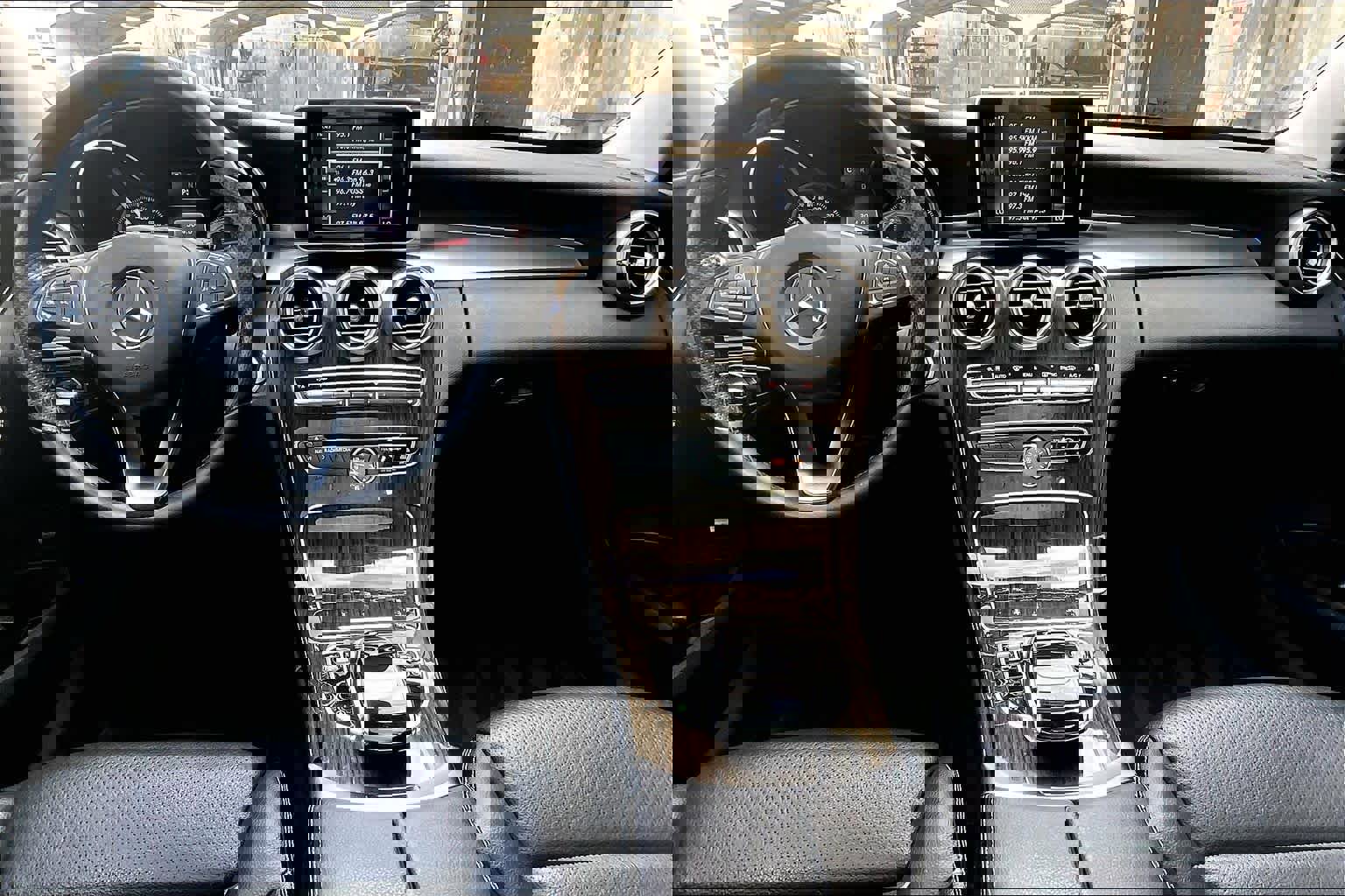 Used 2016 Mercedes-Benz C 300 4MATIC Sedan image 16