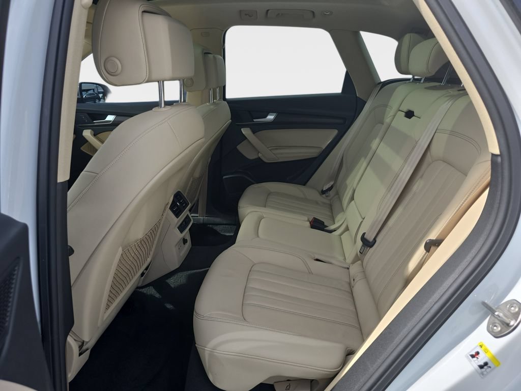 Certified 2023 Audi Q5 2.0T Premium Plus w/ Premium Plus Package AWD/4WD image 28