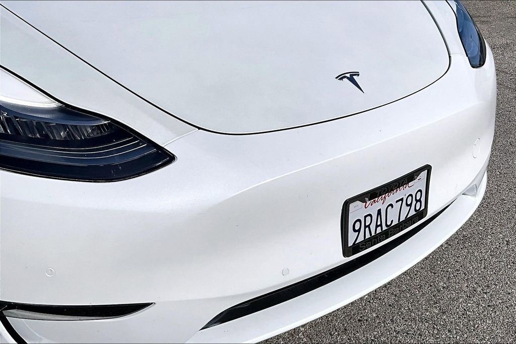 Used 2021 Tesla Model Y Long Range image 33