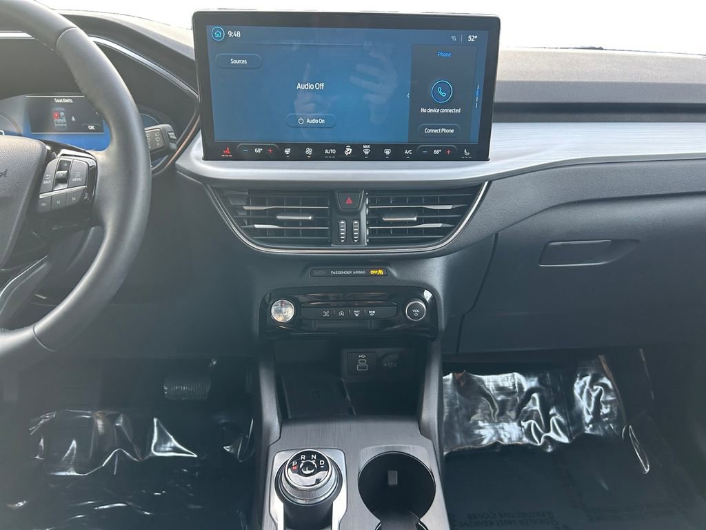 Used 2025 Ford Escape Platinum image 12