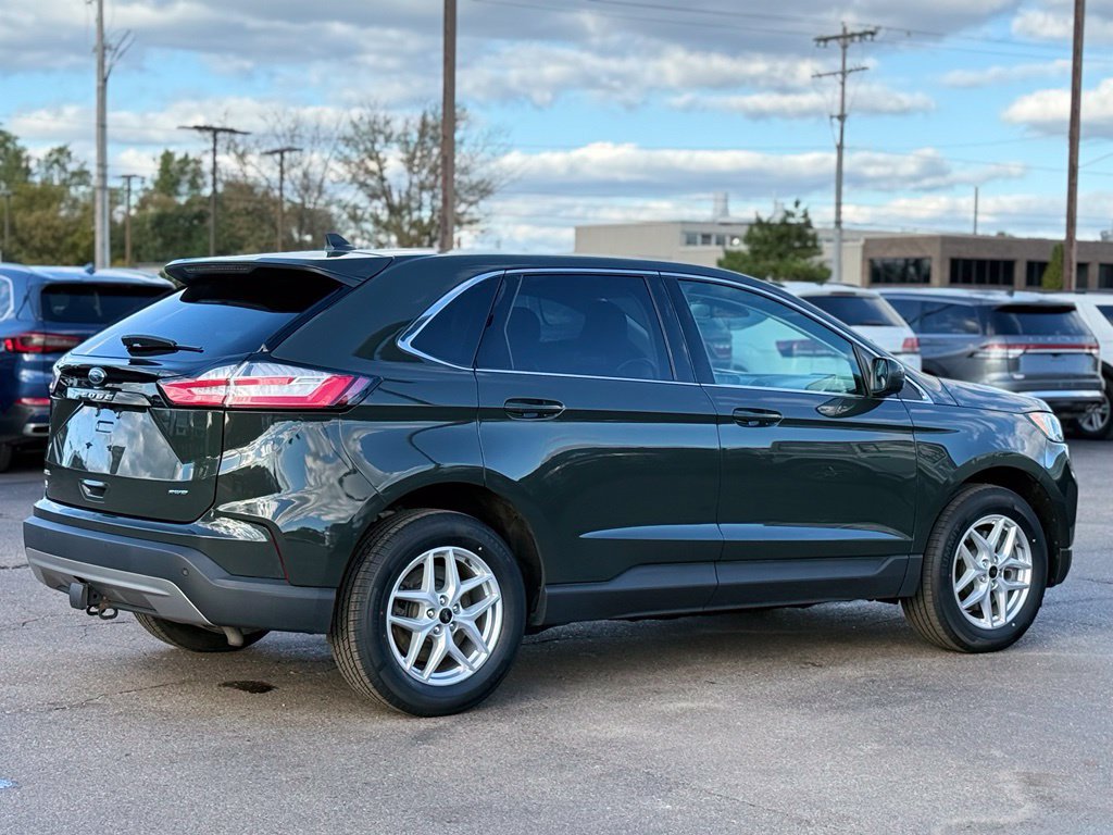 Certified 2024 Ford Edge SEL w/ Convenience Package AWD/4WD image 30
