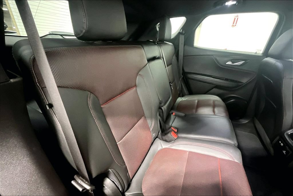 Used 2019 Chevrolet Blazer RS FWD image 29
