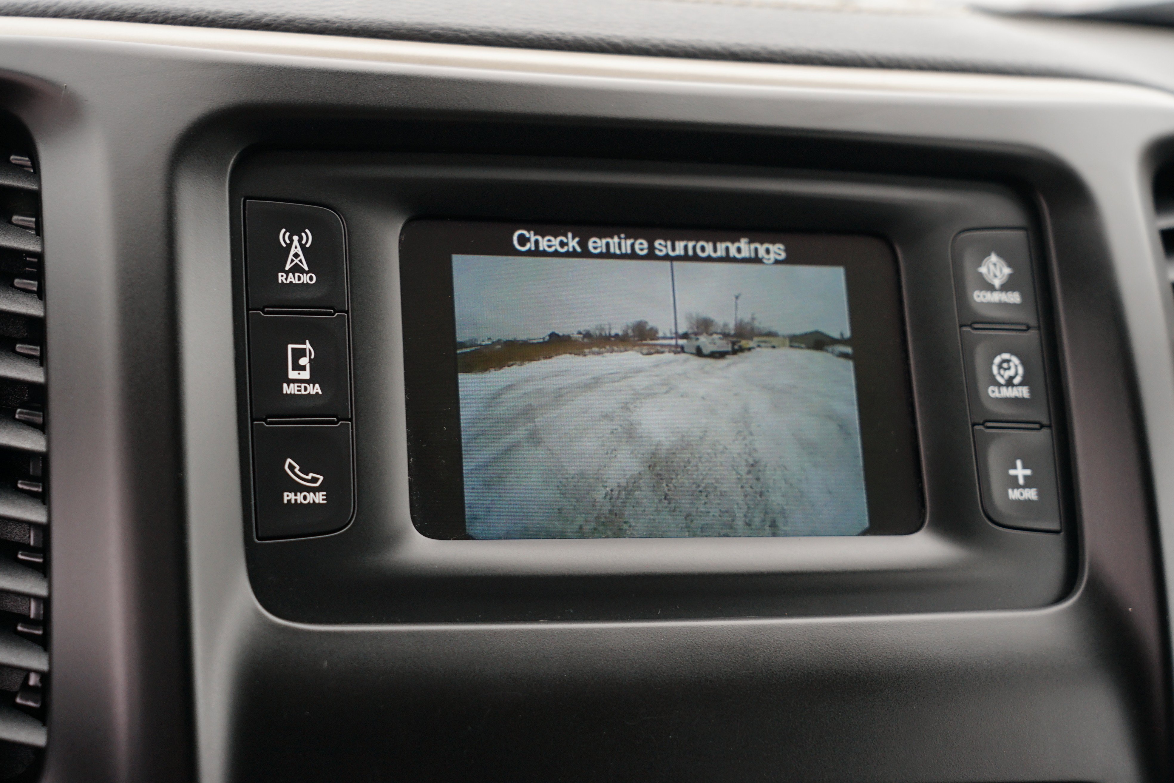 Used 2016 Jeep Cherokee Latitude w/ Cold Weather Group image 30