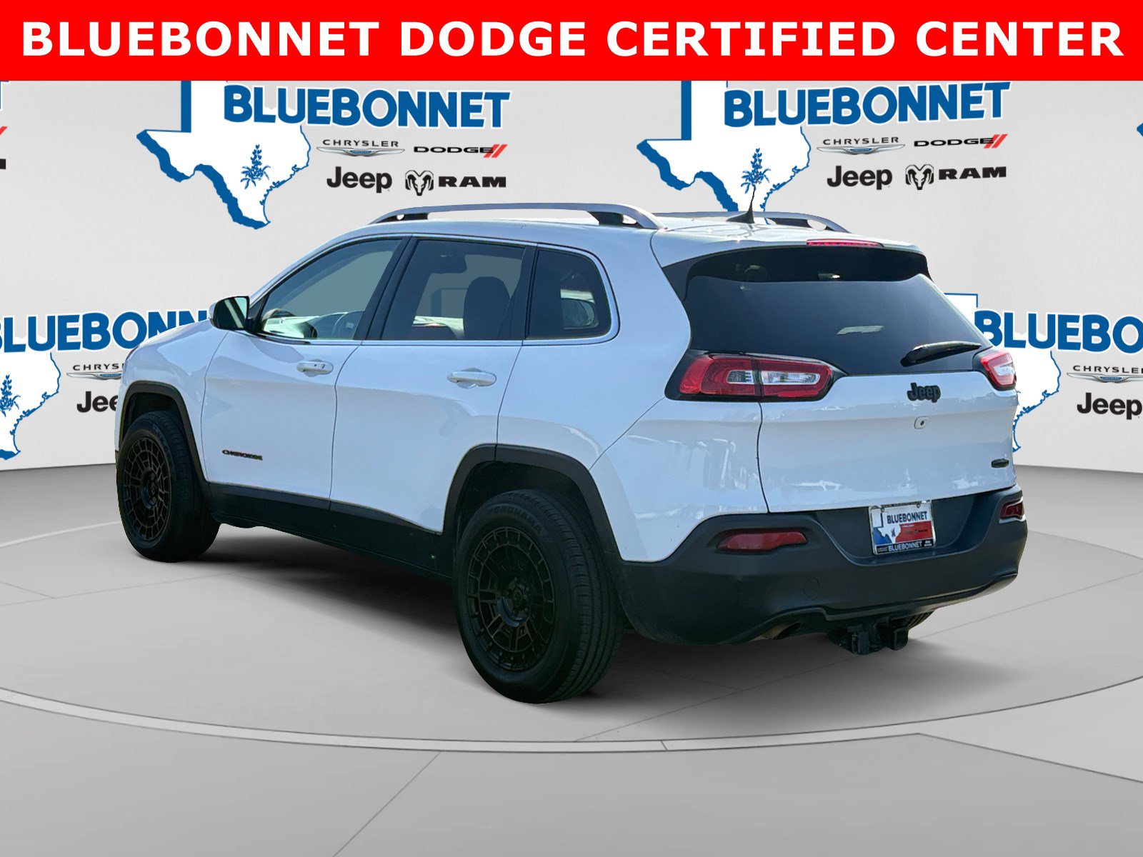 Used 2017 Jeep Cherokee Latitude w/ Comfort/Convenience Group FWD image 7