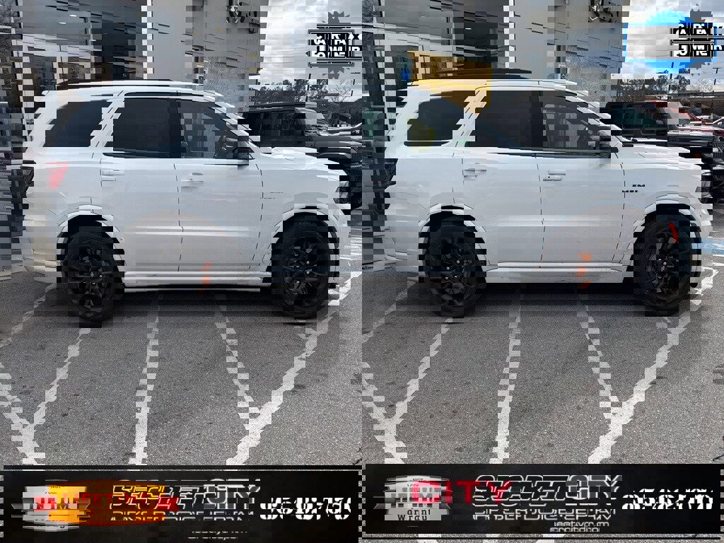 Used 2023 Dodge Durango R/T w/ Hemi Orange Plus Package image 7