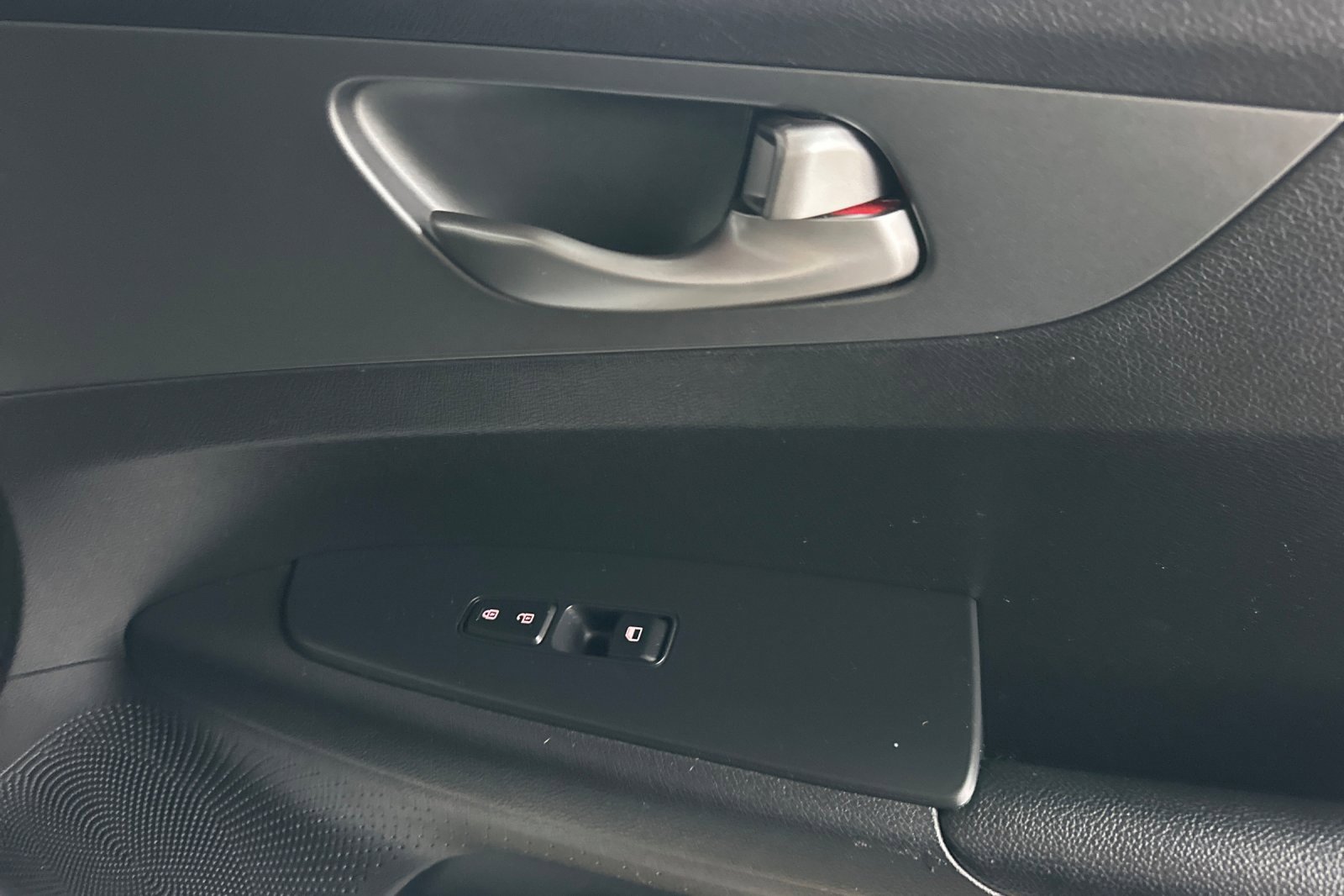 Used 2020 Kia Forte LXS image 20