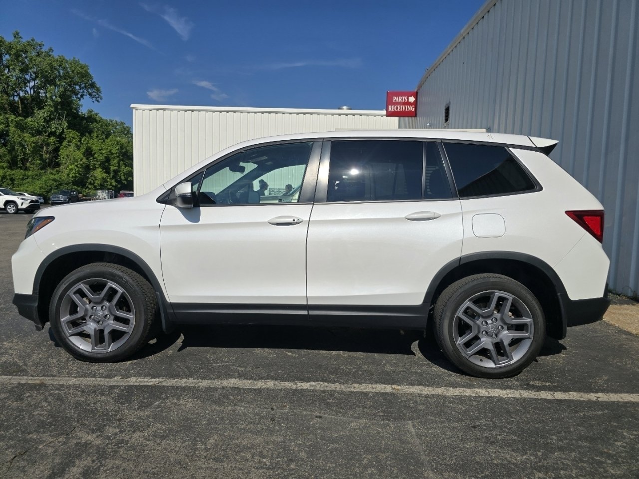 Used 2023 Honda Passport EX-L image 7