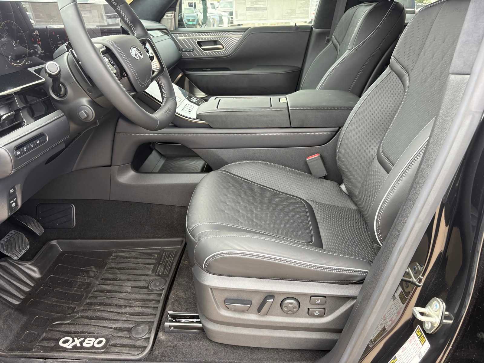 New 2026 INFINITI QX80 Autograph w/ Premium Cargo Package AWD/4WD image 14