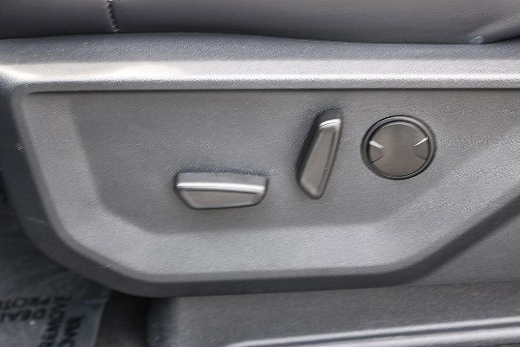 Used 2025 Ford Expedition Platinum AWD/4WD image 22