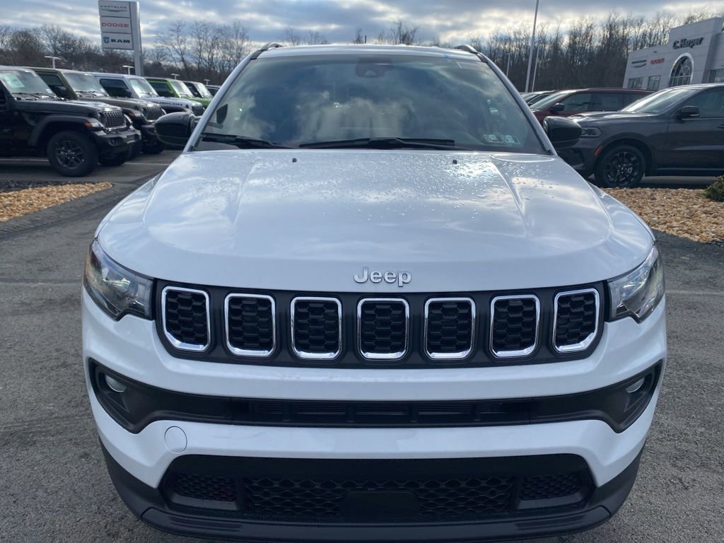 New 2026 Jeep Compass Latitude image 8