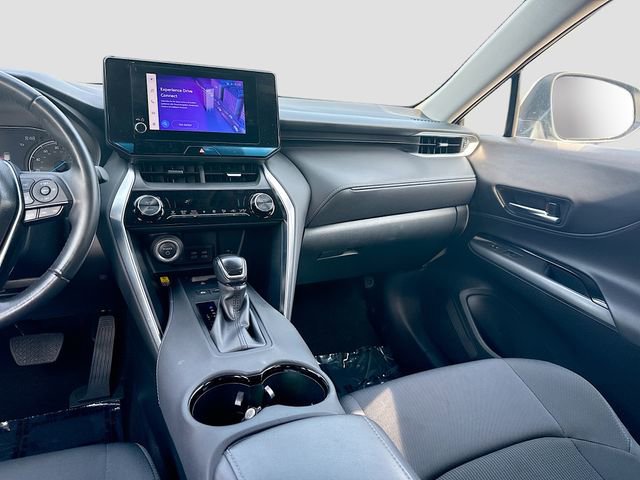 Used 2024 Toyota Venza LE AWD/4WD image 22