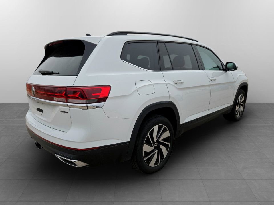 Used 2024 Volkswagen Atlas SE image 7