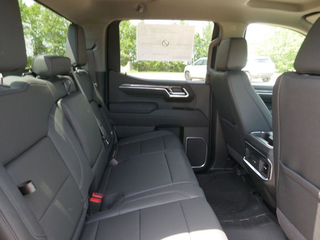 New 2026 Chevrolet Silverado 1500 LTZ AWD/4WD image 14