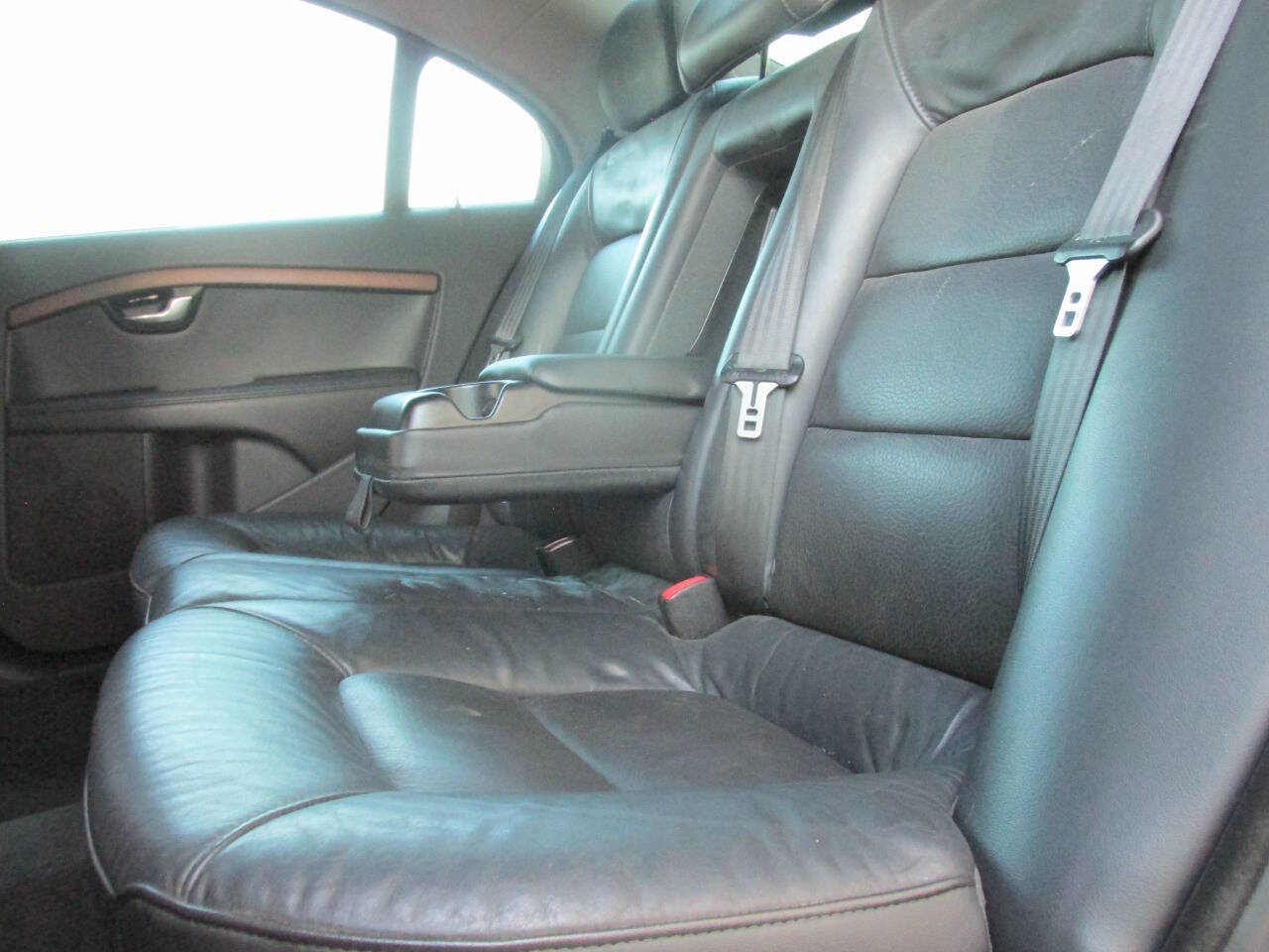 Used 2010 Volvo S80 3.2 image 19