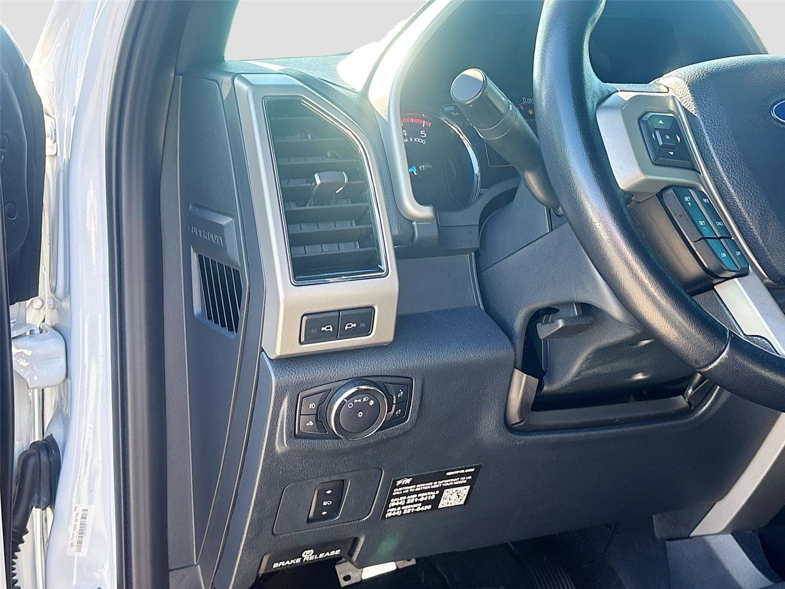 Used 2022 Ford F250 Lariat w/ Lariat Value Package image 11