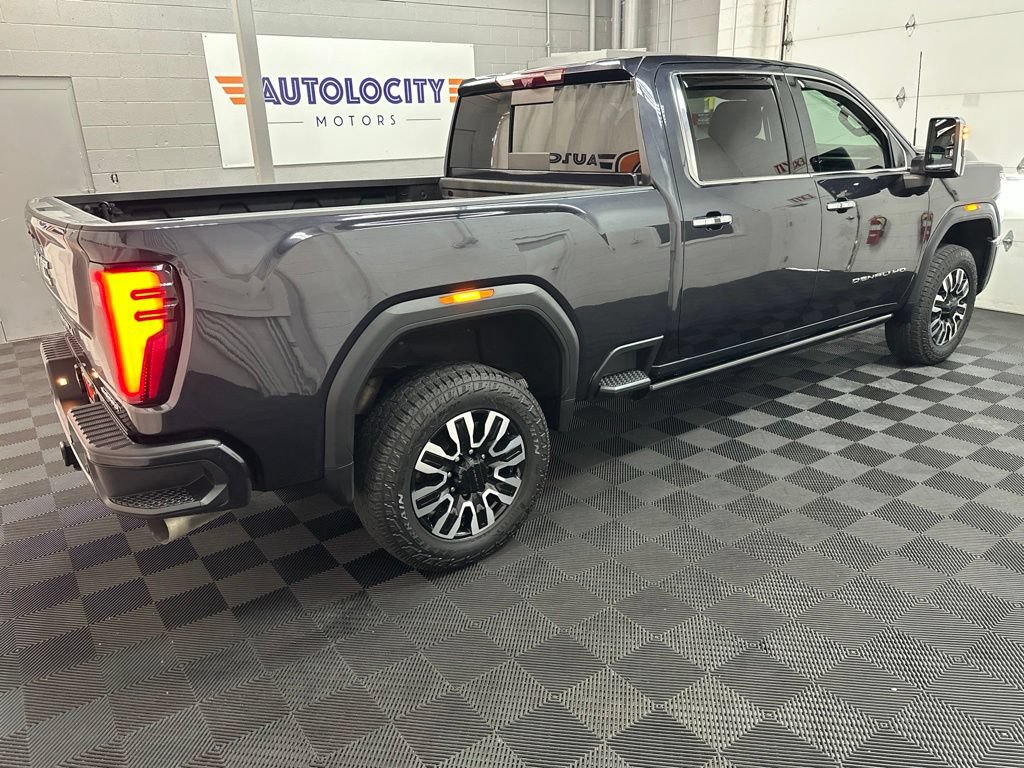 Used 2025 GMC Sierra 2500 Denali Ultimate AWD/4WD image 10