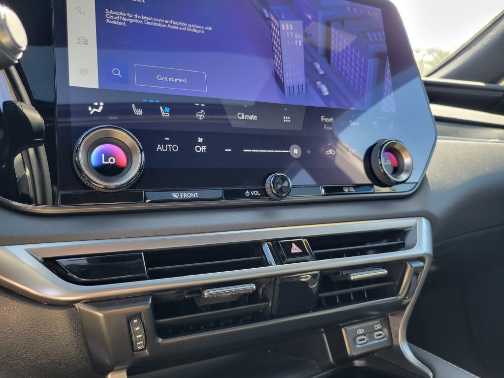 Used 2023 Lexus RX 350 Premium w/ Accessory Package AWD/4WD image 29
