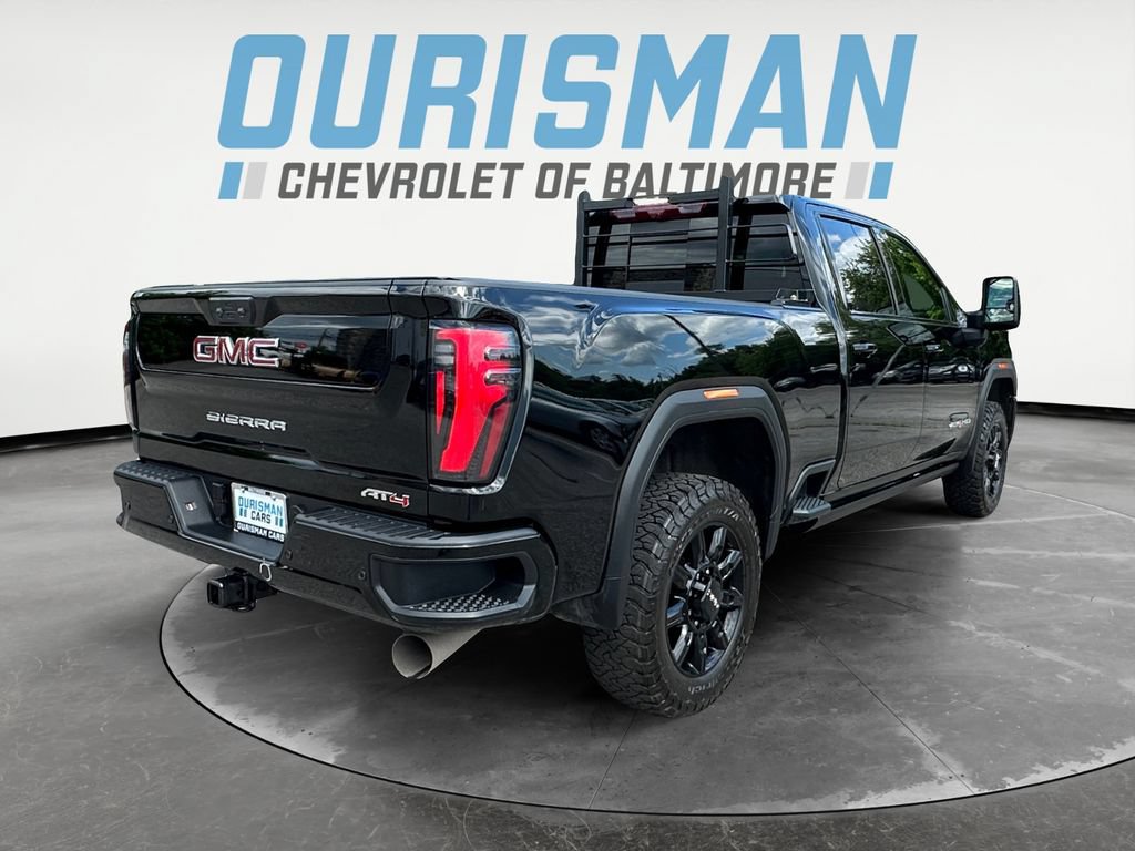 Used 2025 GMC Sierra 2500 AT4 w/ AT4 Premium Plus Package AWD/4WD image 6