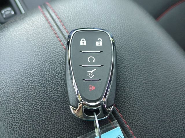 Used 2022 Chevrolet Equinox RS w/ RS Leather Package FWD image 37