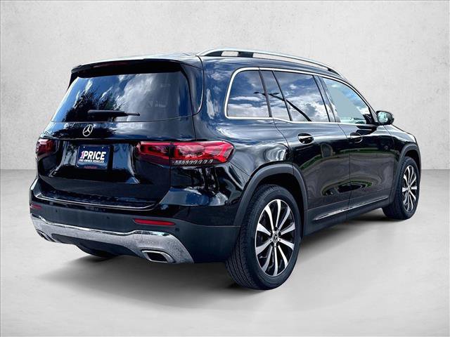 Used 2023 Mercedes-Benz GLB 250 image 2