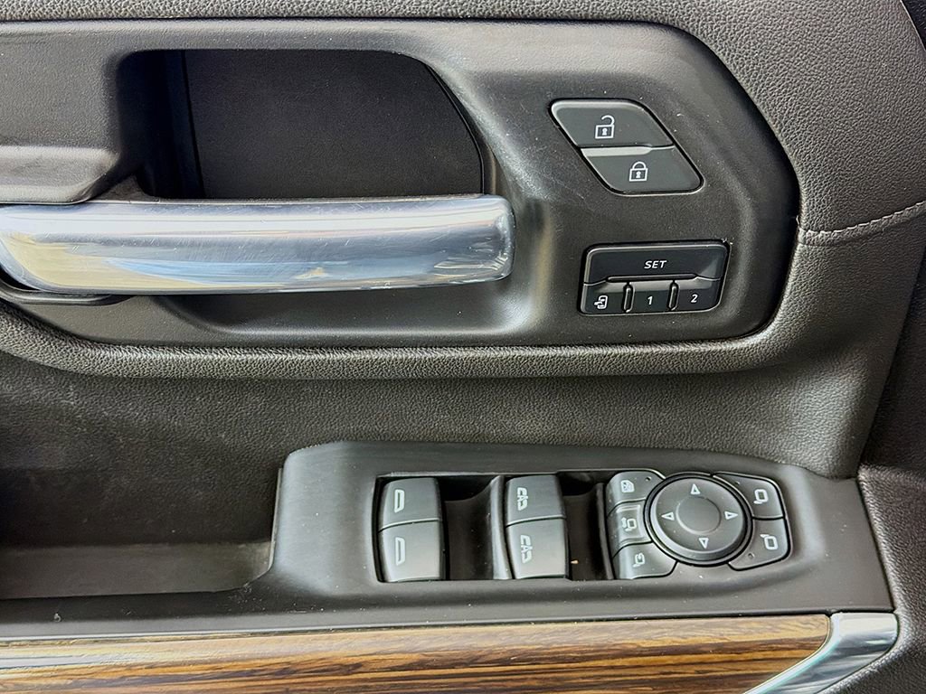 Used 2023 Chevrolet Silverado 2500 High Country image 32