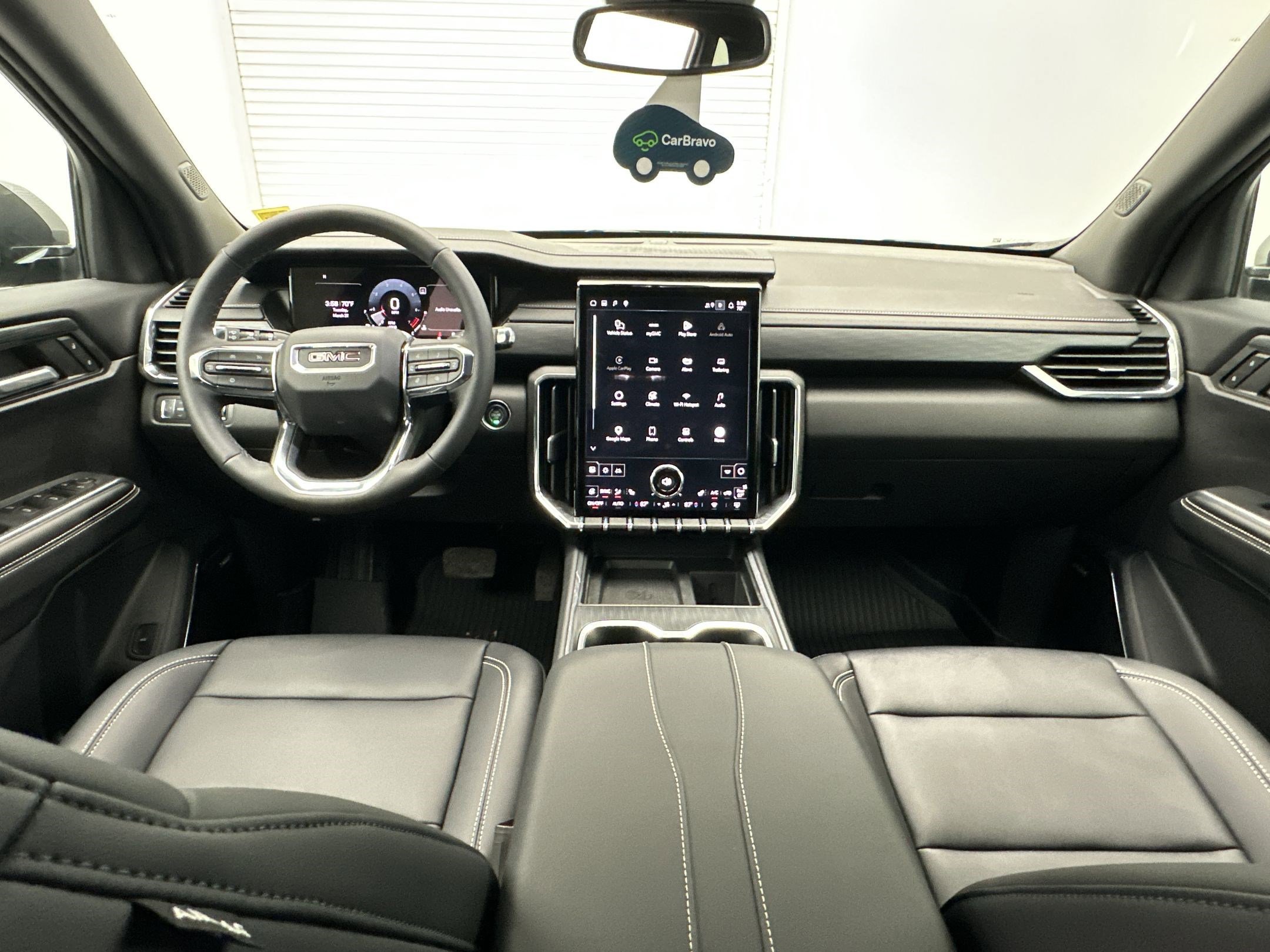 Used 2025 GMC Acadia Elevation w/ Elevation Premium Package image 15