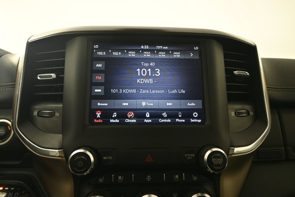 Used 2019 RAM 1500 Laramie AWD/4WD image 27