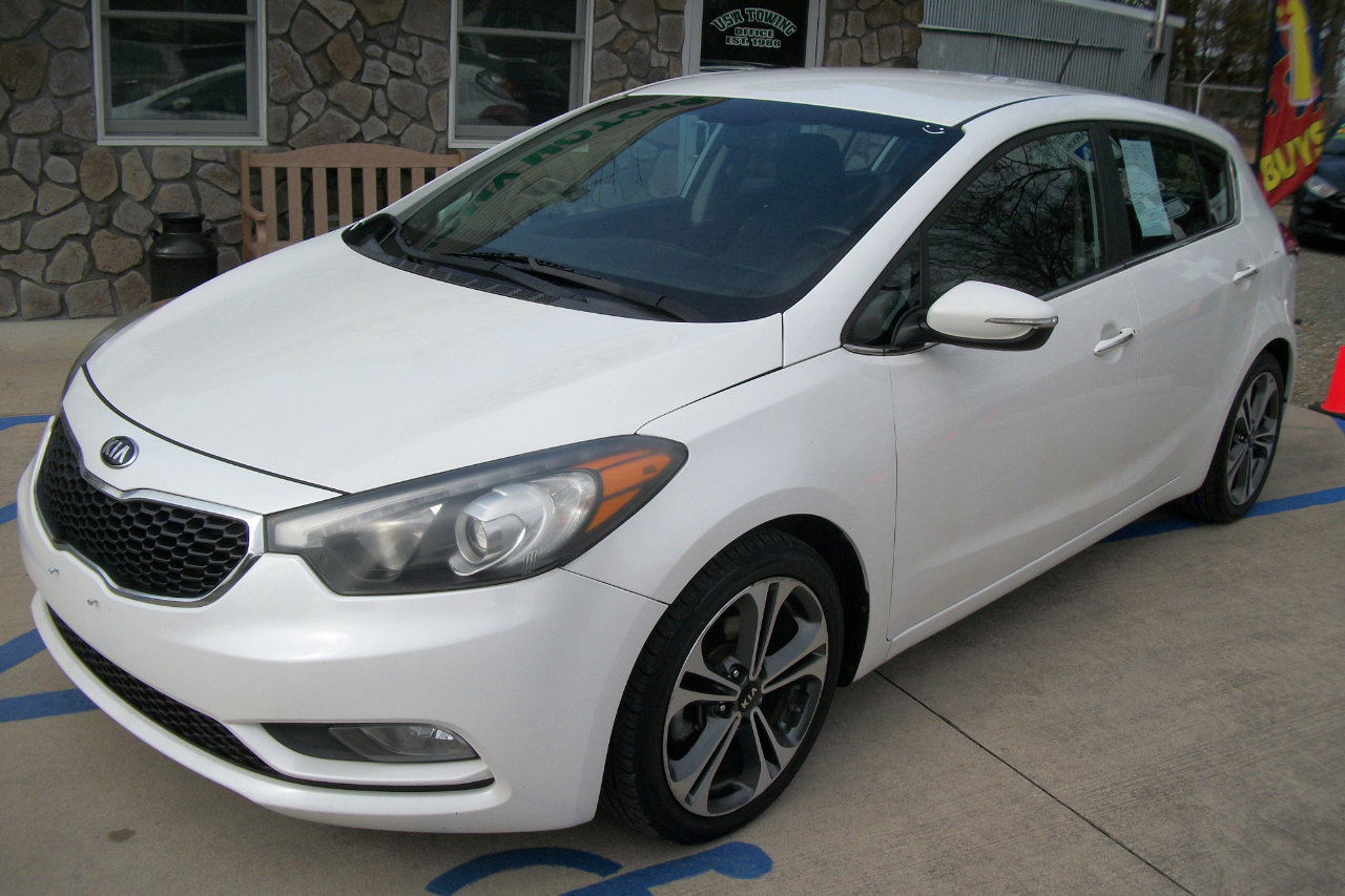Used 2016 Kia Forte EX image 20