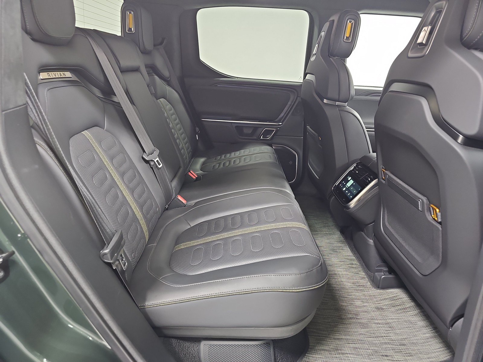 Used 2024 Rivian R1T Adventure AWD/4WD image 22